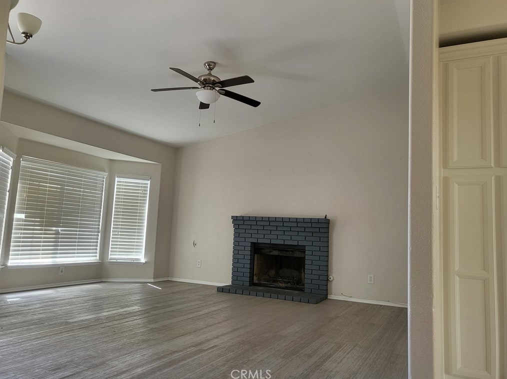 13600 La Villa Dr, Victorville, CA 92395
