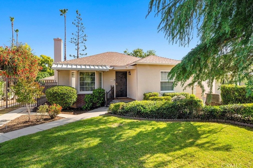 847 W Edgemont Dr, San Bernardino, CA 92405