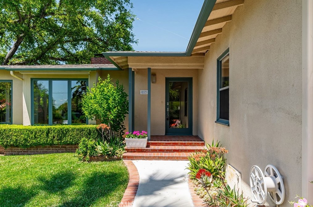 857 Ridgeside Dr, Monrovia, CA 91016