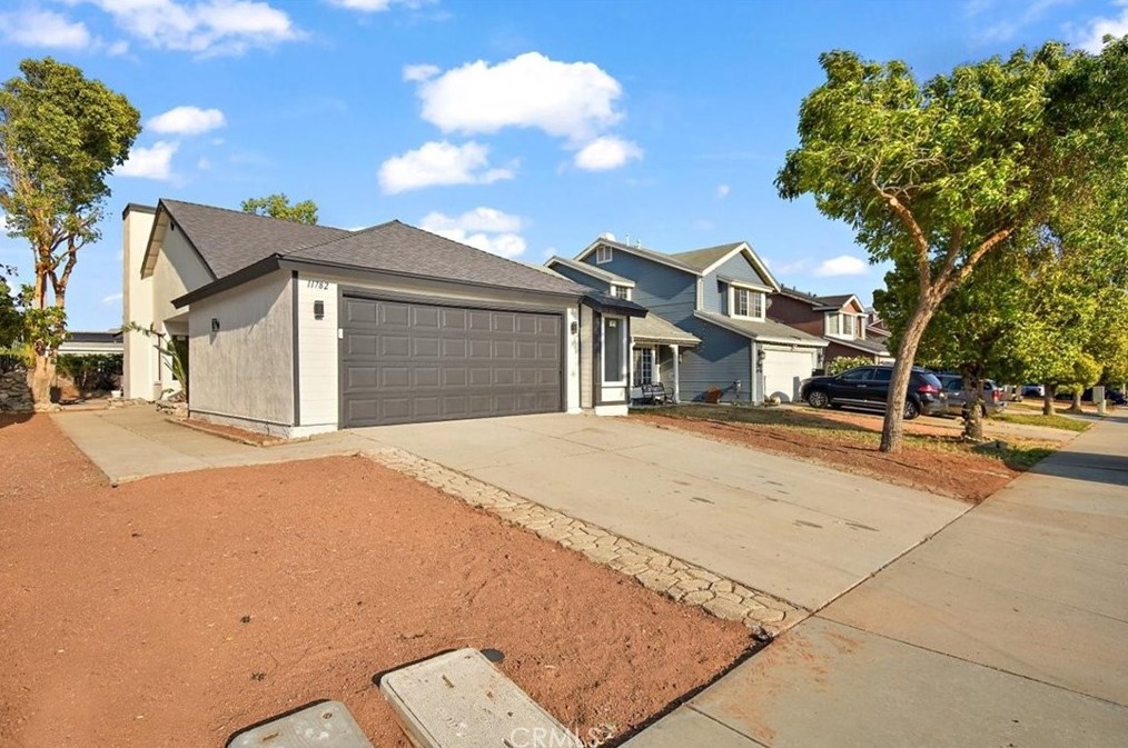 11782 Collingswood Dr, Moreno Valley CA  92557-6143 exterior