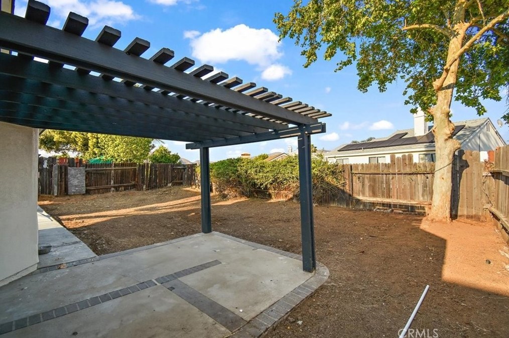 11782 Collingswood Dr, Moreno Valley CA  92557-6143 exterior