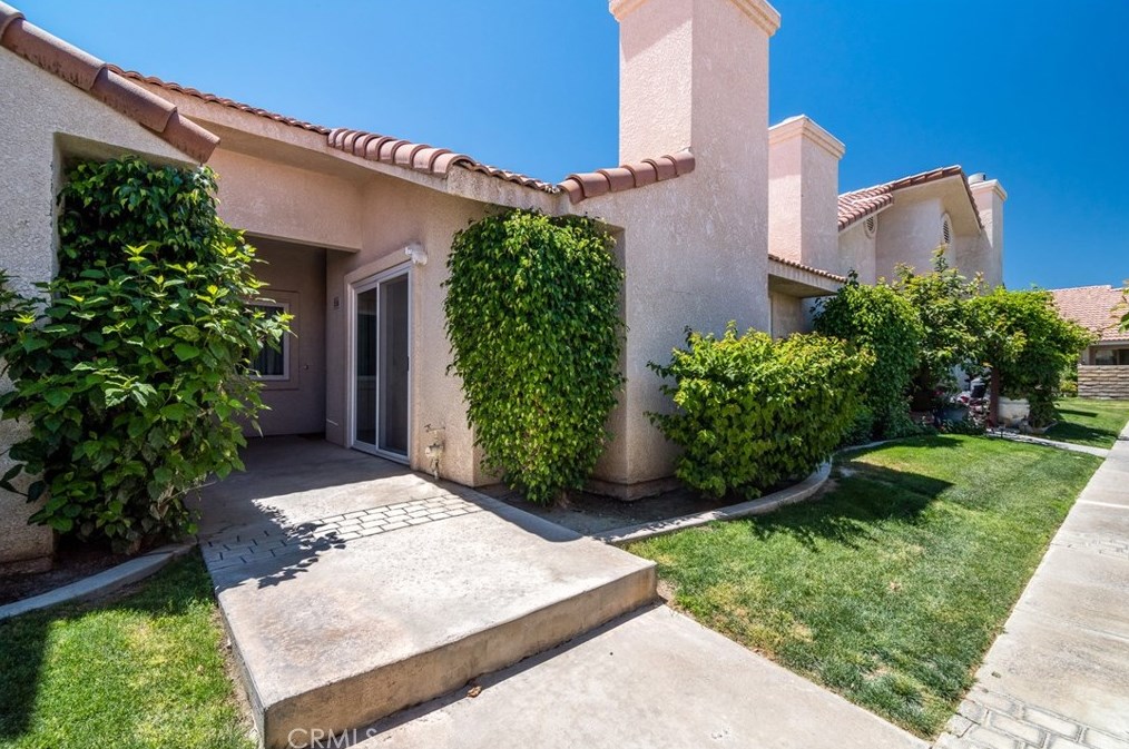 47395 Monroe St #230, Indio, CA 92201