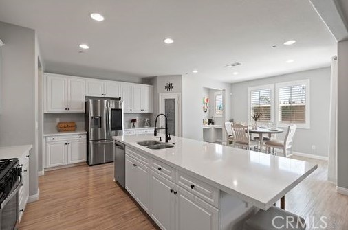 4847 Condor Ave, Fontana CA 92336-4715 exterior