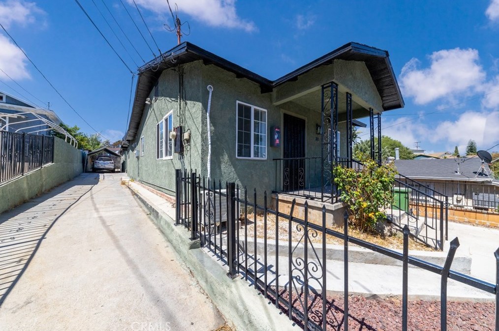 3821 5th St, Los Angeles CA  90063-1502 exterior