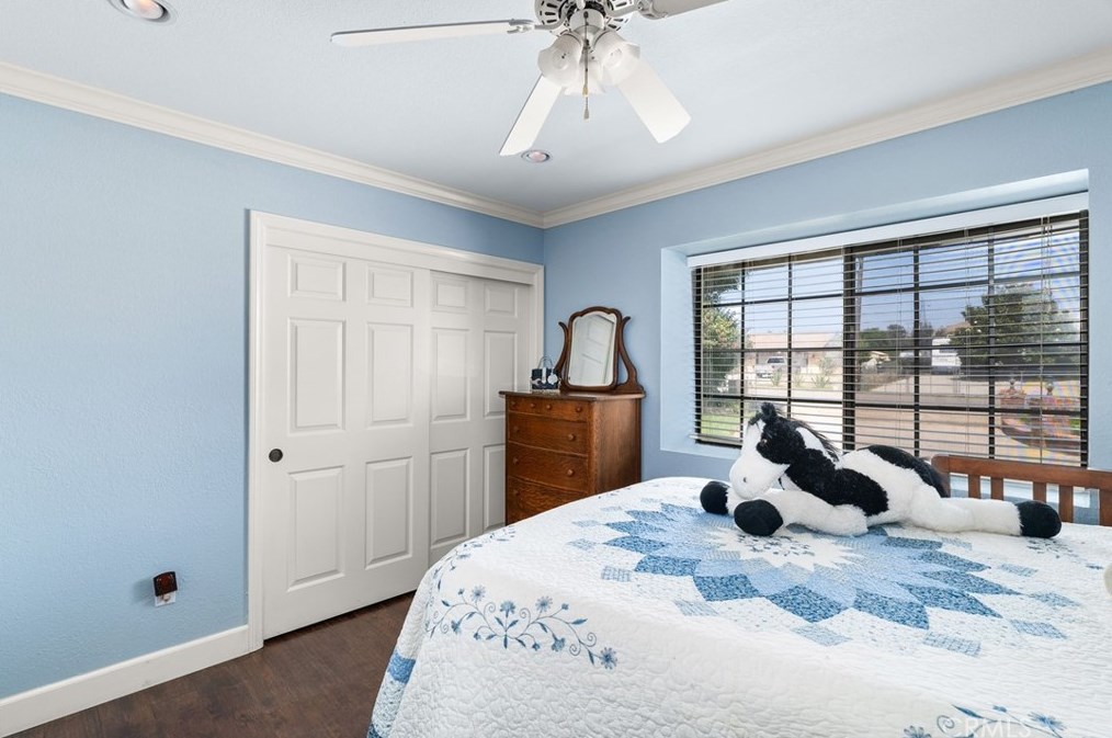 5699 Steve St, Riverside CA  92509-3639 exterior