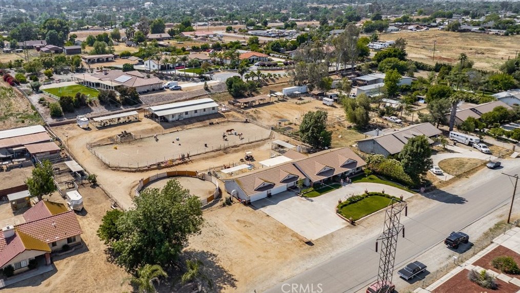 5699 Steve St, Riverside CA  92509-3639 exterior