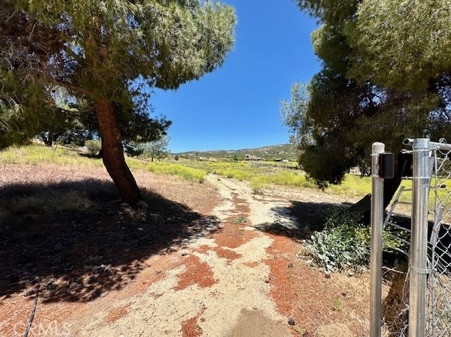 60500 Indian Paint Brush Rd, Anza CA  92539-9845 exterior