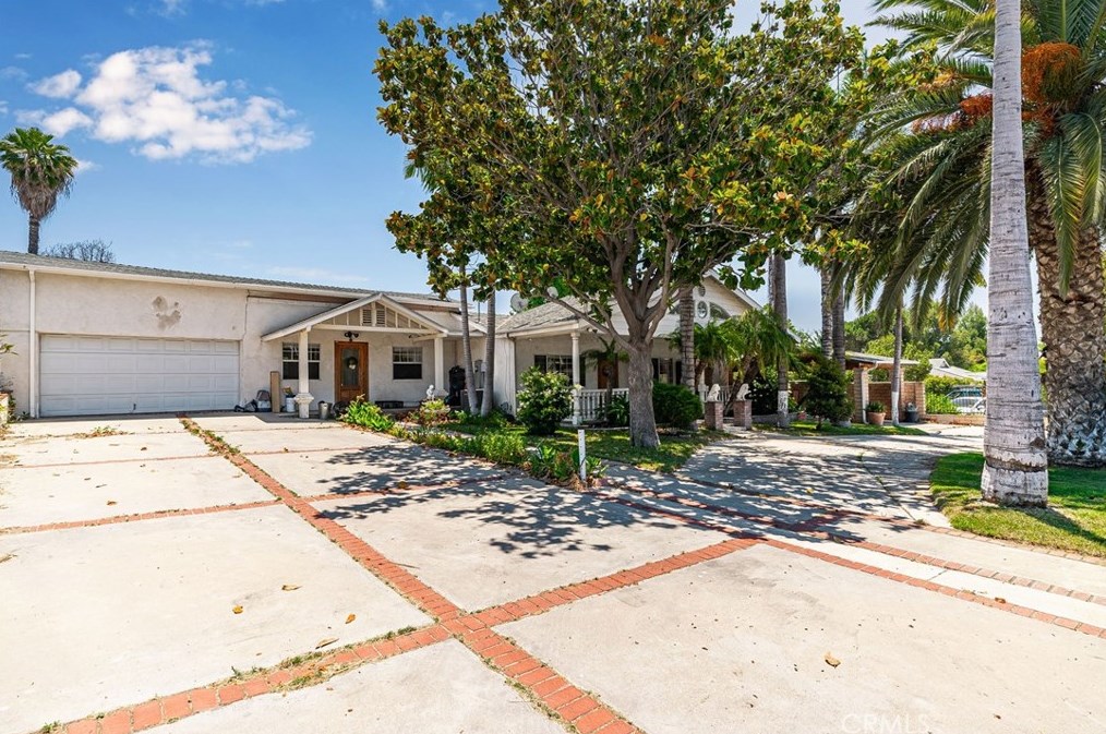 5863 Tyler St, Riverside, CA 92503-1641