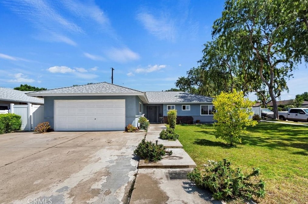 1243 W 14th St, Upland, CA 91786