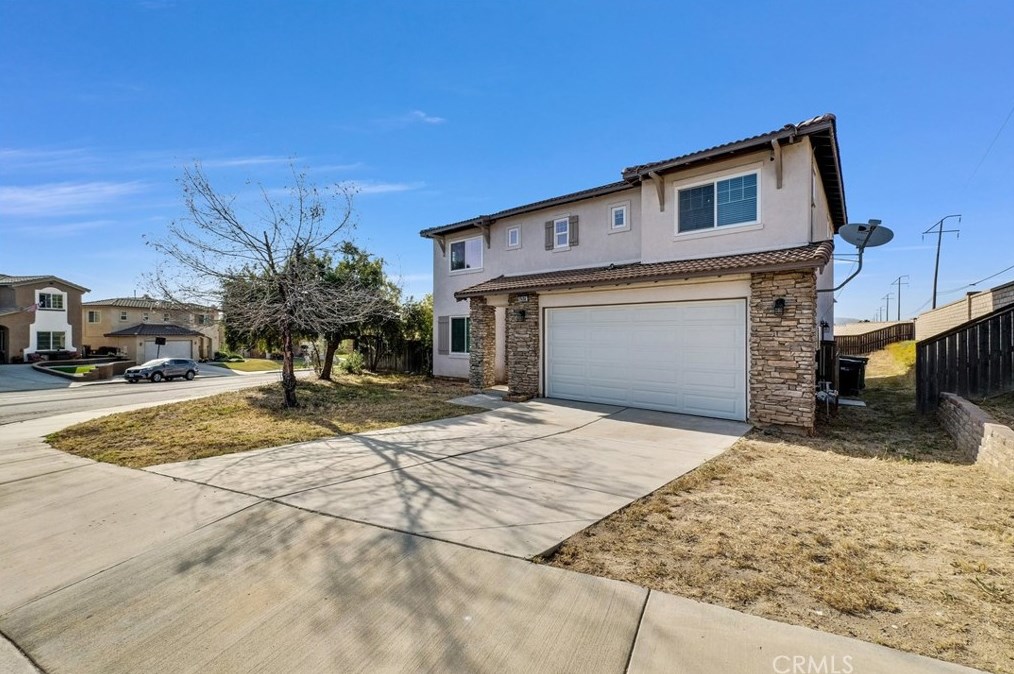 17434 Kentucky Derby Dr, Moreno Valley, CA 92555-7911