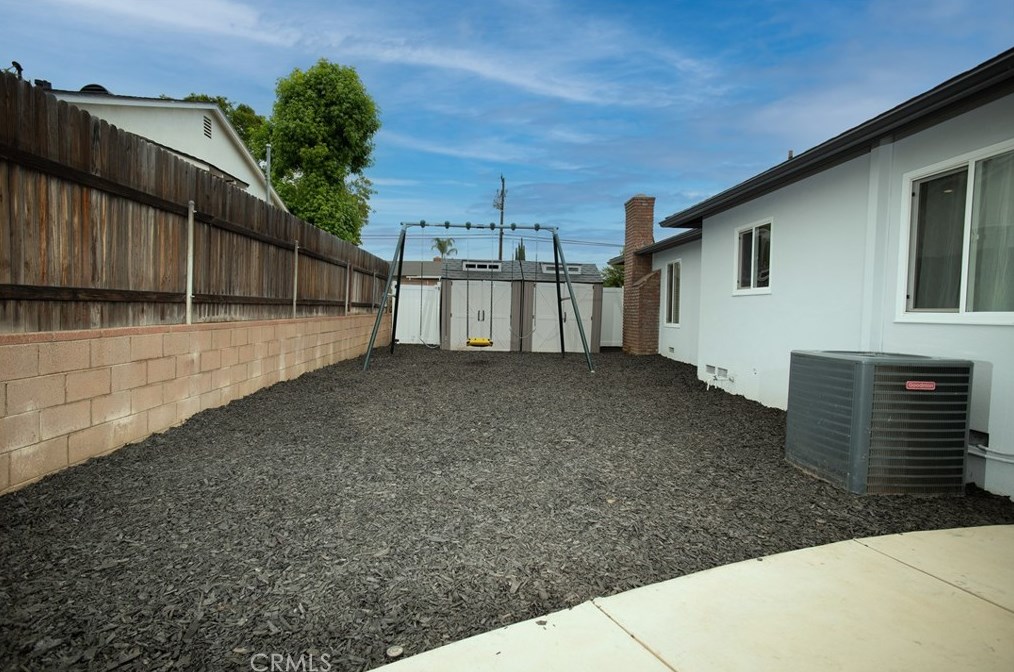 459 Glendora Ave, Covina CA 91724-2531 exterior