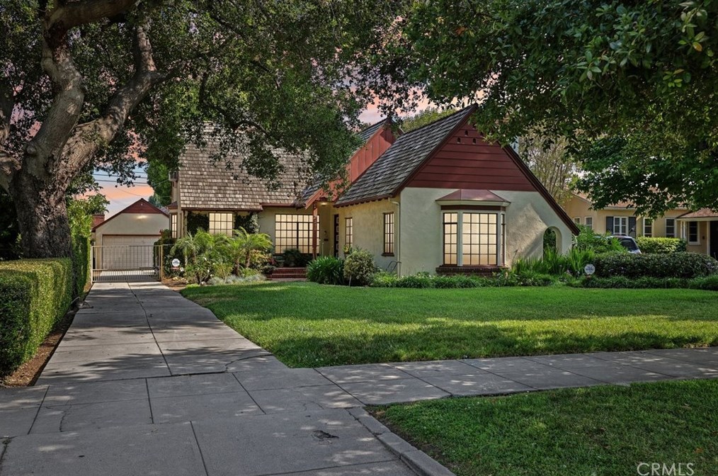 2230 Lorain Rd, Pasadena, CA 91108-2847