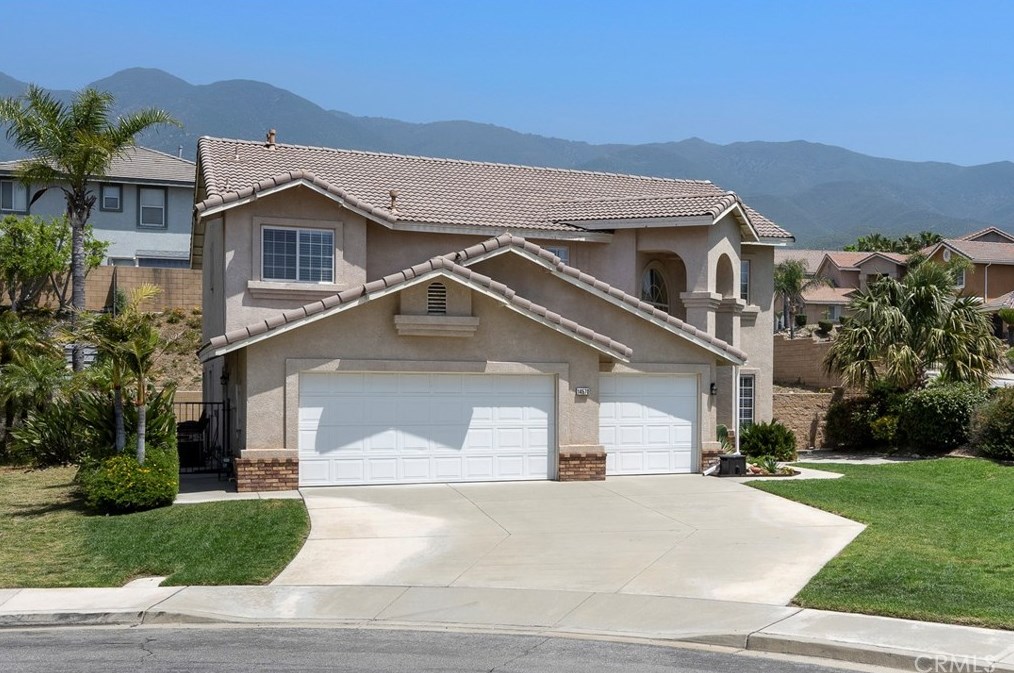 14570 Calgary Cir, Fontana, CA 92336