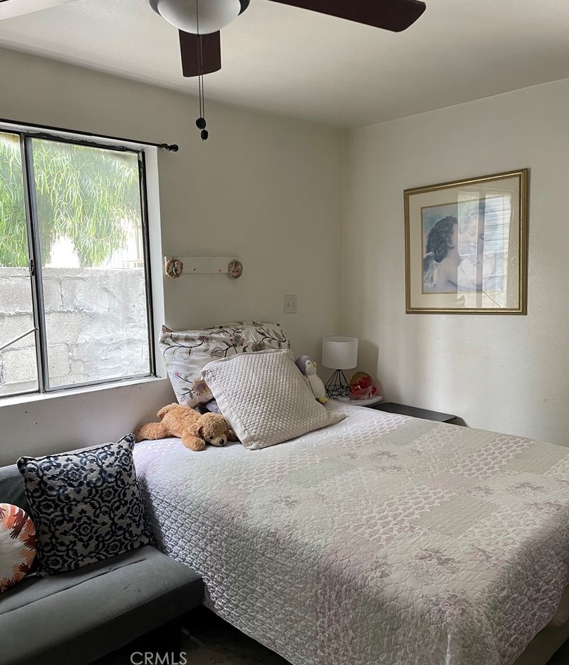 115 87th St, Los Angeles CA 90003-3461 exterior