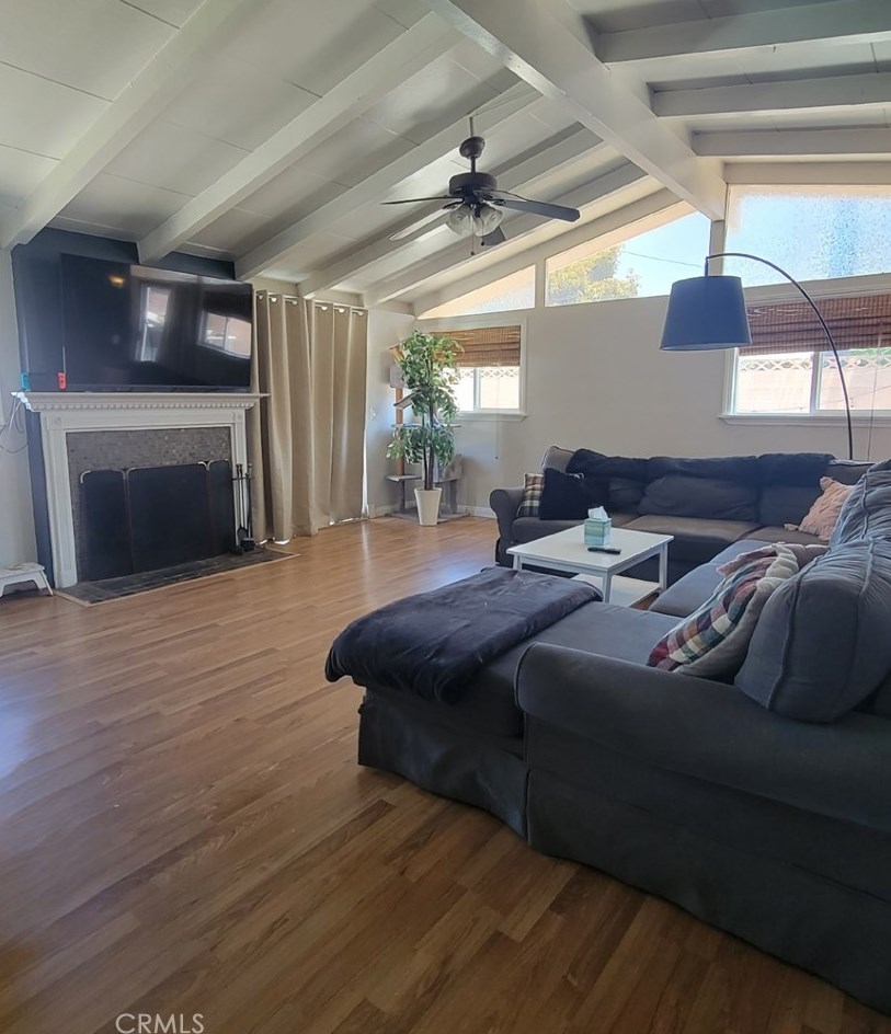 9901 Lullaby Ln, Anaheim, CA 92804
