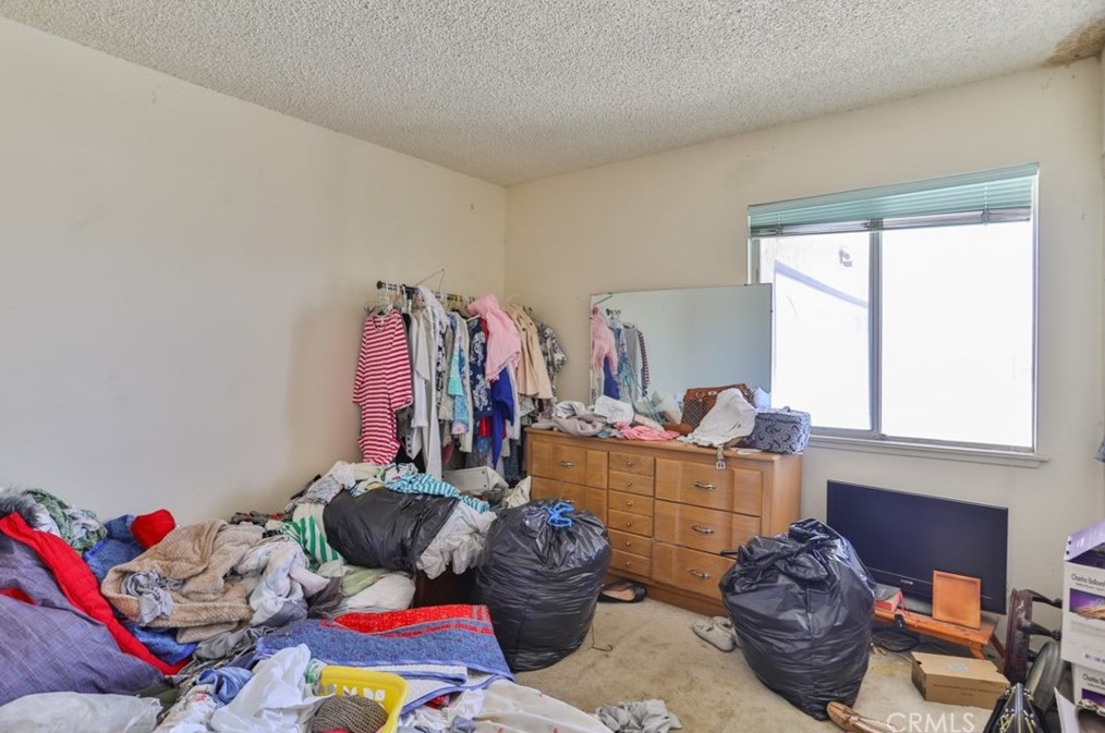 1644 Sunset St, Barstow CA  92311-5619 exterior