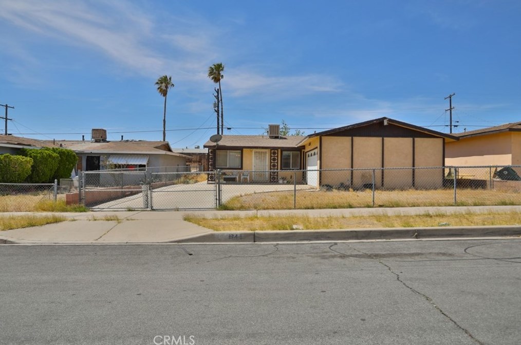 1644 Sunset St, Barstow CA  92311-5619 exterior