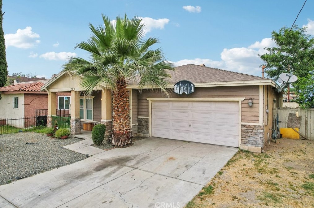 718 7th St, San Bernardino, CA 92410-3007