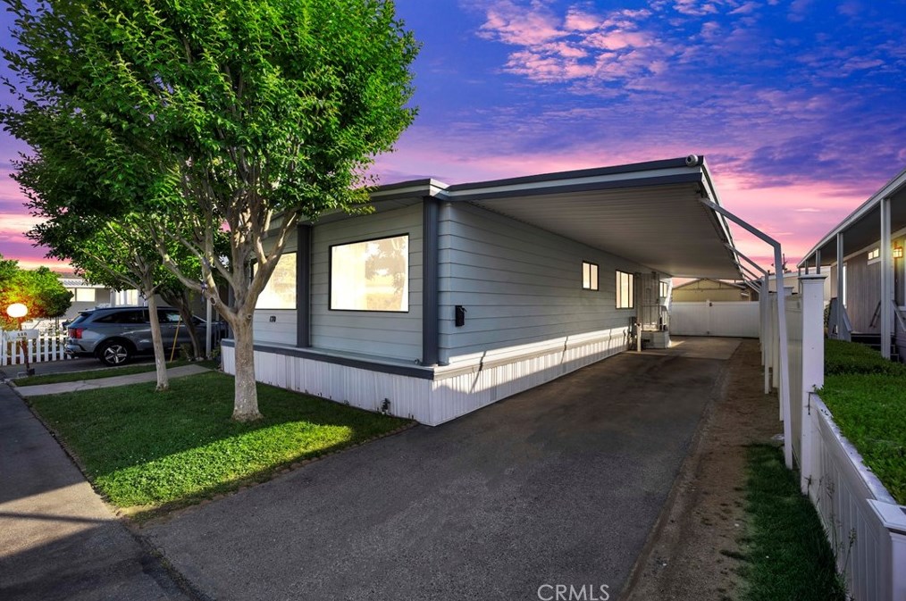 21500 Lassen St #170, Chatsworth, CA 91311
