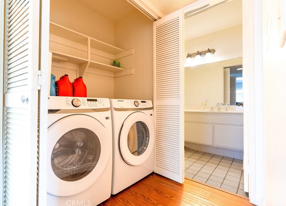 23721 Highland Valley Rd, Pomona CA  91765-1120 exterior