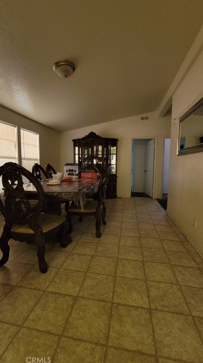 6130 Camino Real, Riverside CA  92509-0148 exterior