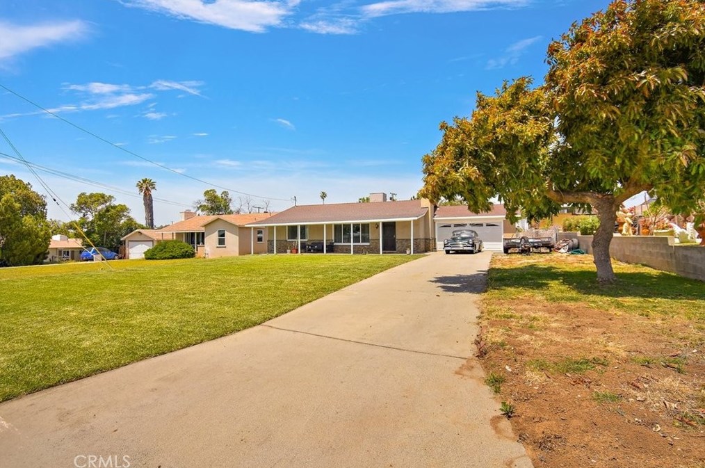 22632 Minona Dr, Colton, CA 92313-5159