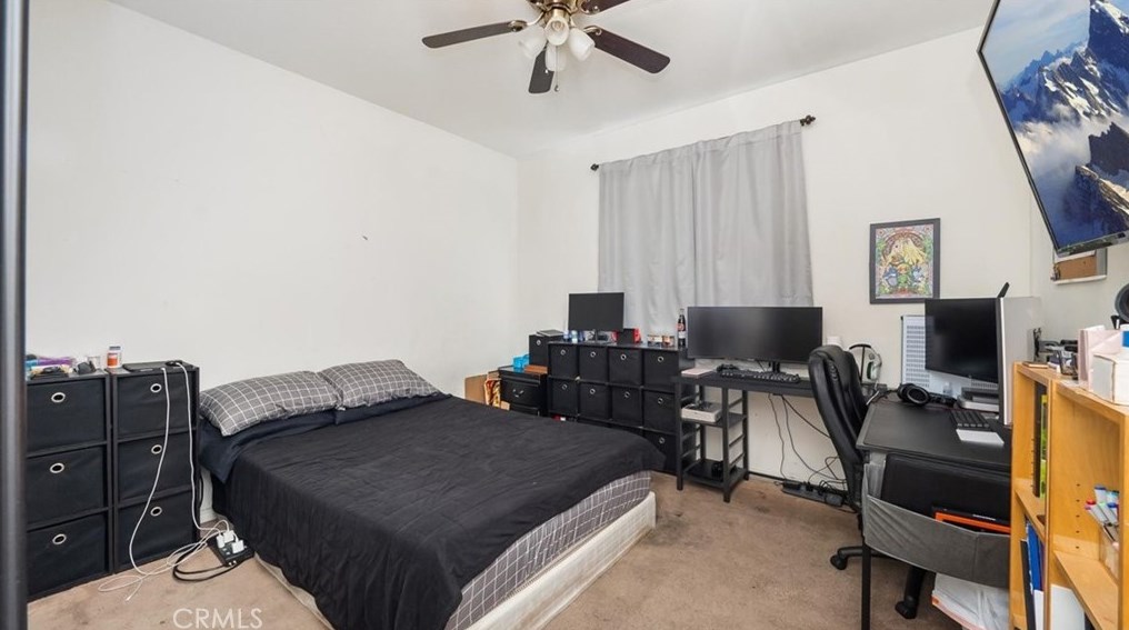 17952 Passionflower Ln, San Bernardino CA  92407-9005 exterior