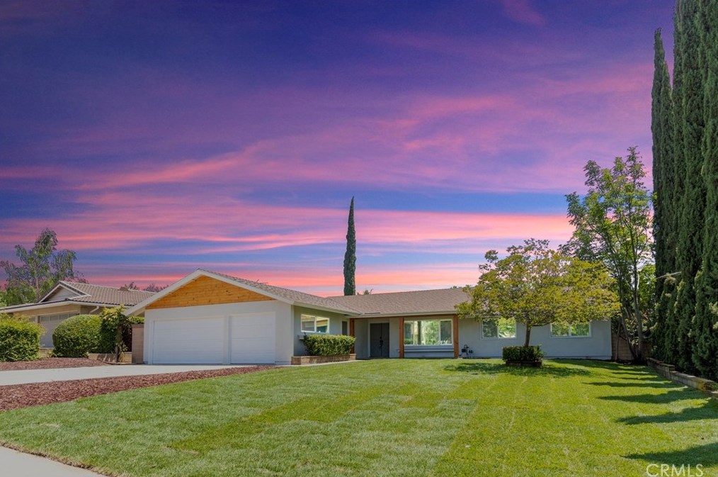 5048 Old Ranch Rd, La Verne, CA 91750-1530