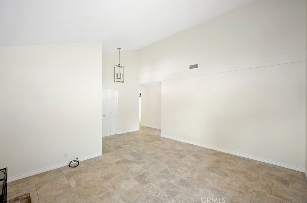 1499 Mulberry Ave, Upland CA 91786-2248 exterior