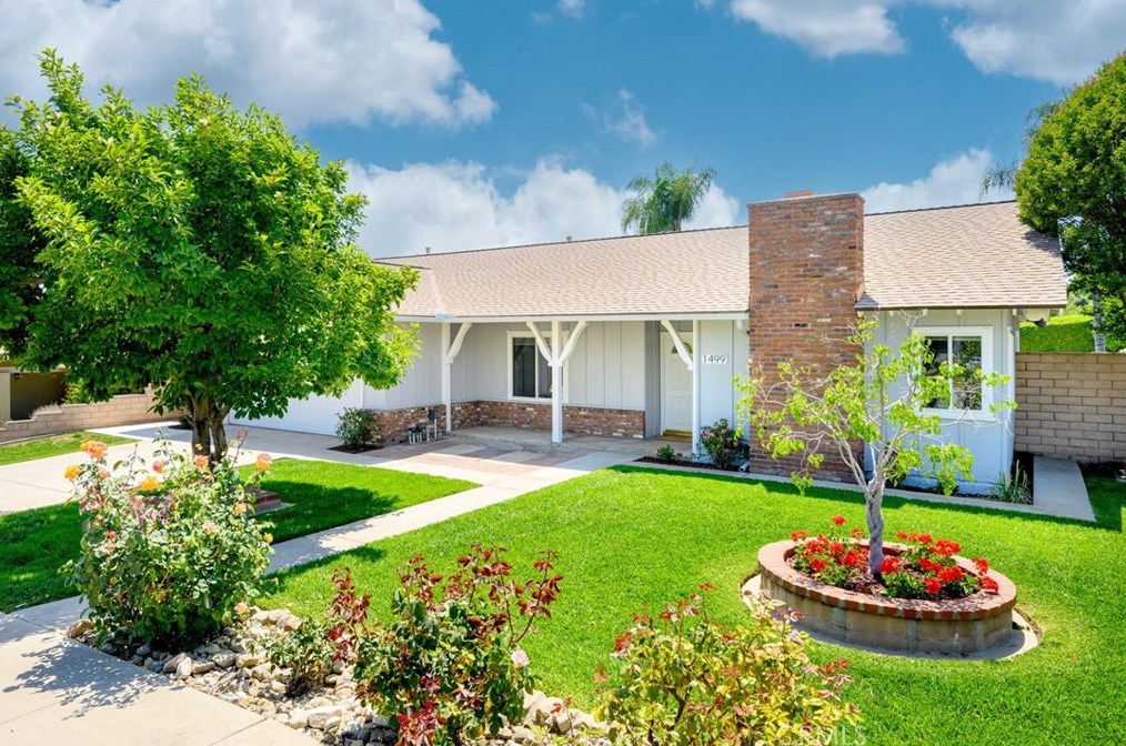1499 Mulberry Ave, Upland, CA 91786-2741