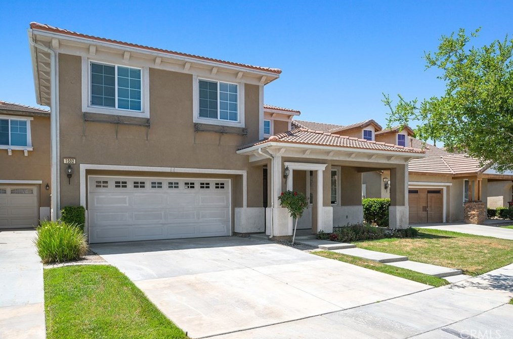 1502 Sweet Basil Cir, Hemet, CA 92545-8736