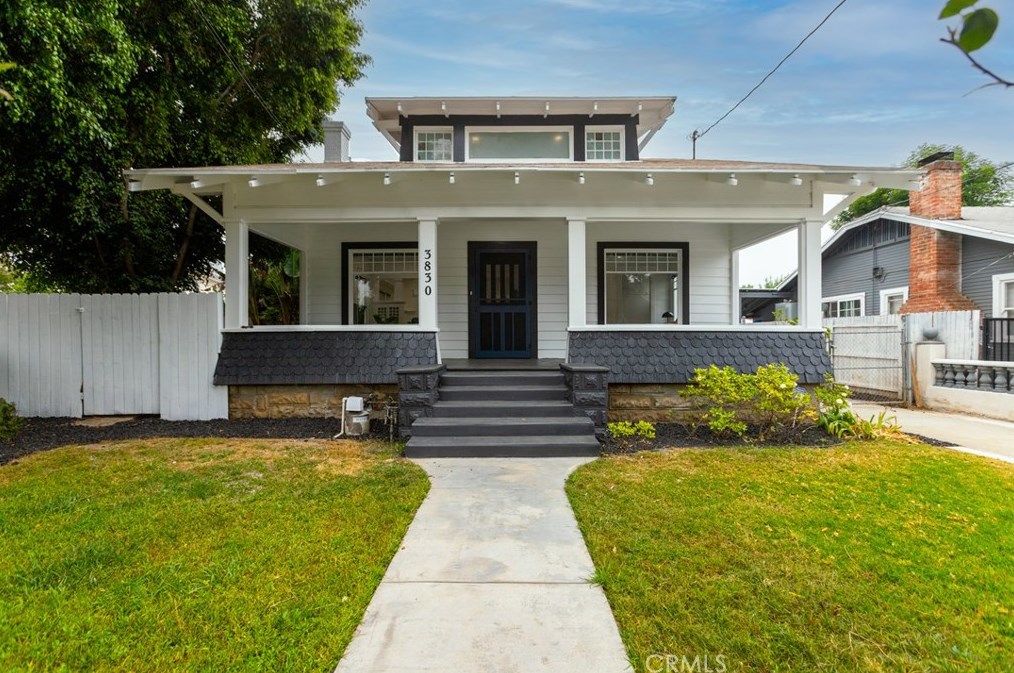 3830 Mckenzie St, Riverside CA  92503-3752 exterior