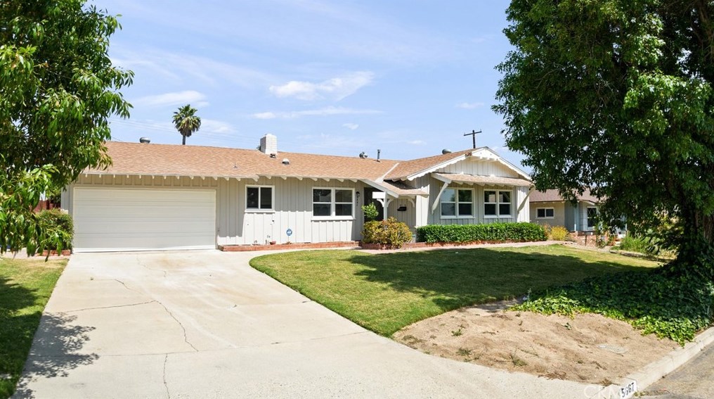 5667 Golondrina Dr, San Bernardino, CA 92404-2919