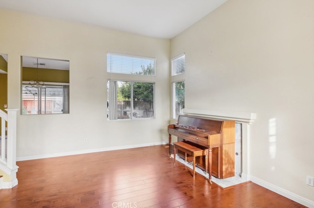 7603 Canberra Way, Riverside CA  92508-6048 exterior
