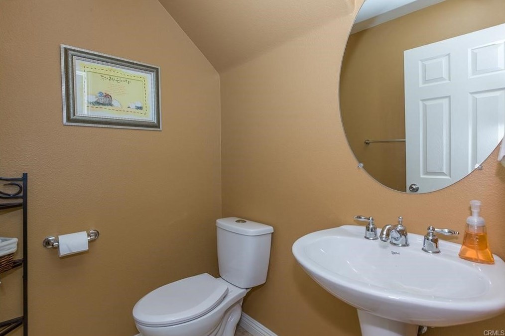 1780 D St, Ontario CA  91764-5658 exterior