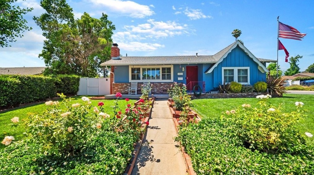 405 Marygrove Rd, Claremont, CA 91711