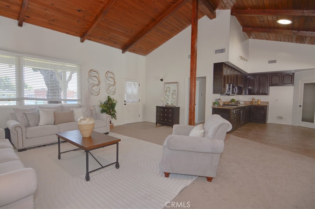 1441 N 2nd Ave, Upland, CA 91786