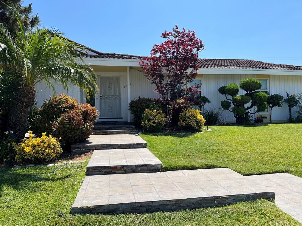 1002 S Hollenbeck St, West Covina, CA 91791