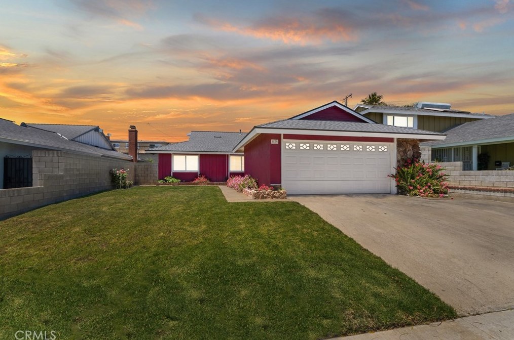 1879 E Abbottson St, Long Beach, CA 90746