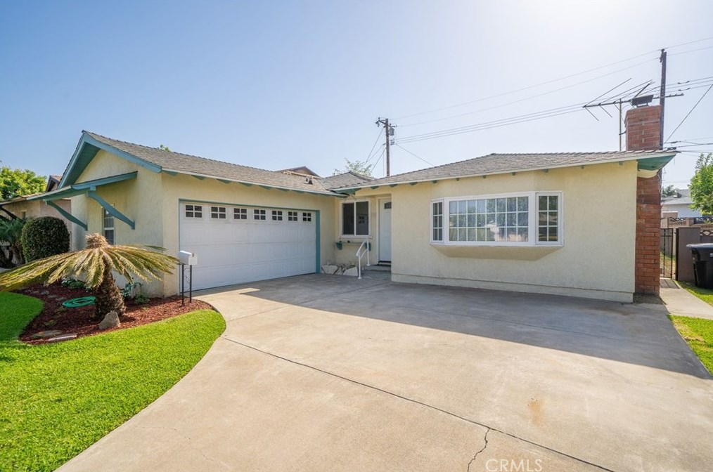 561 Mariposa St, La Habra, CA 90631