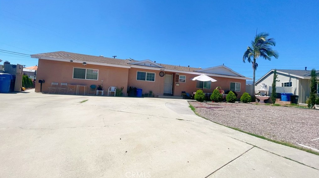 1655 Densmore St, Pomona CA  91767-4335 exterior