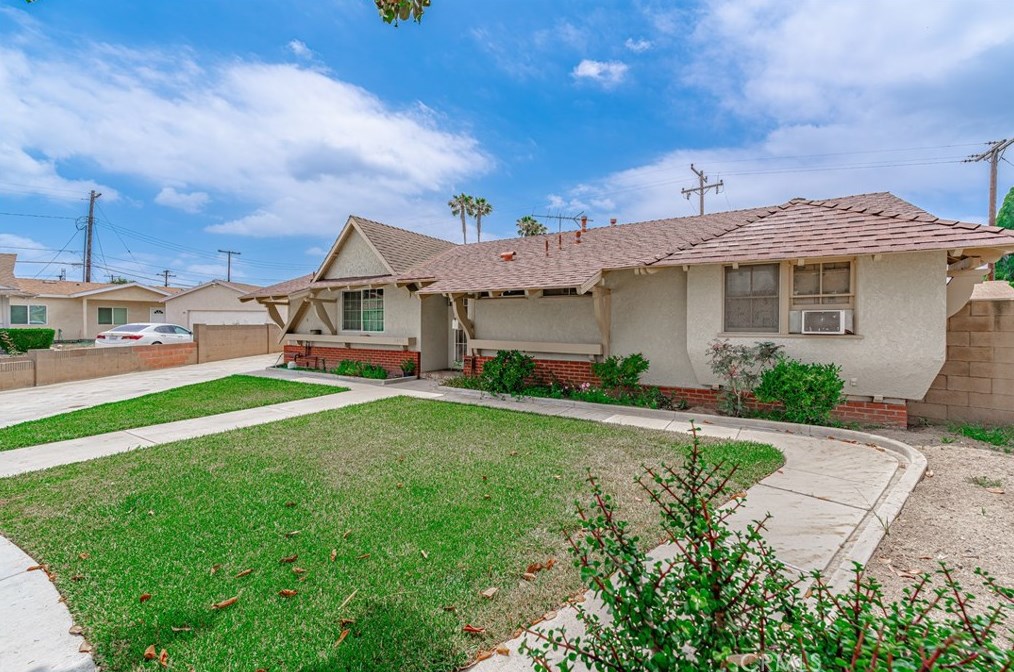 2480 Lullaby Ln, Anaheim, CA 92804