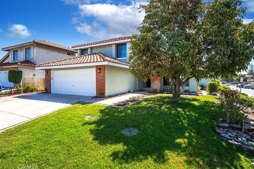 6831 Blanchard Ave, Fontana, CA 92336-3294