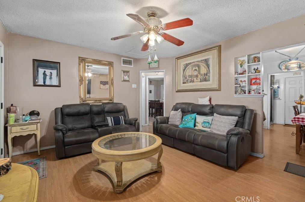 1249 W Phillips Blvd, Pomona, CA 91766