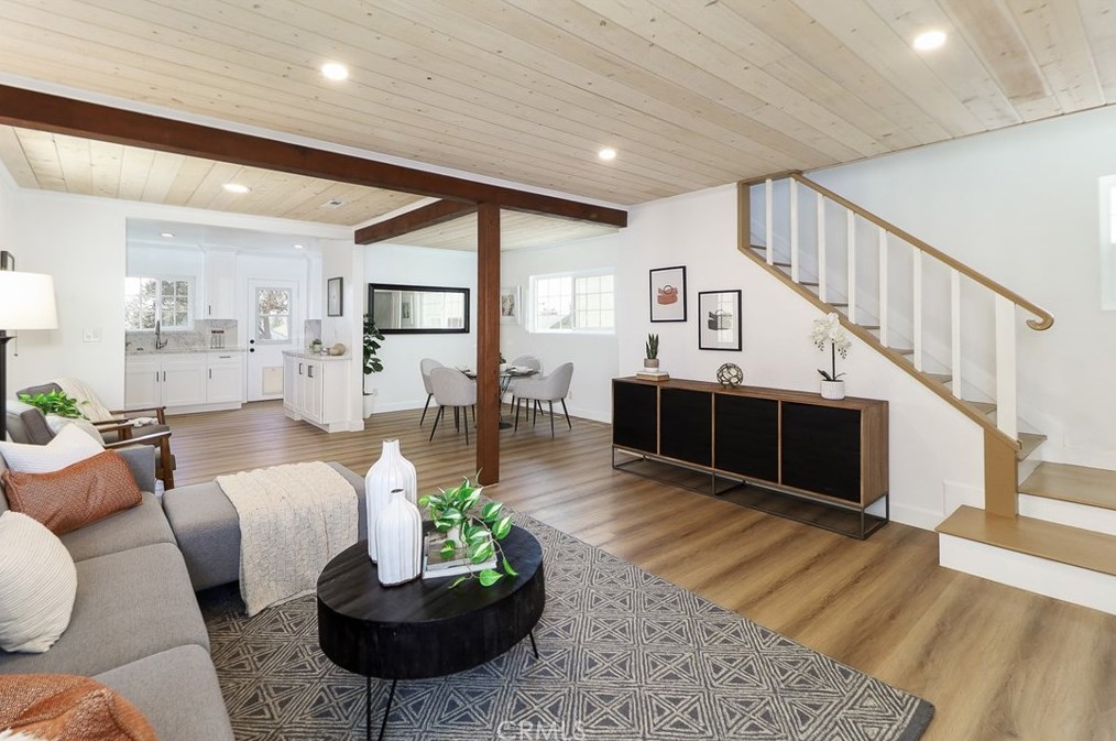 1710 Wollacott St, Redondo Beach CA  90278-2836 exterior