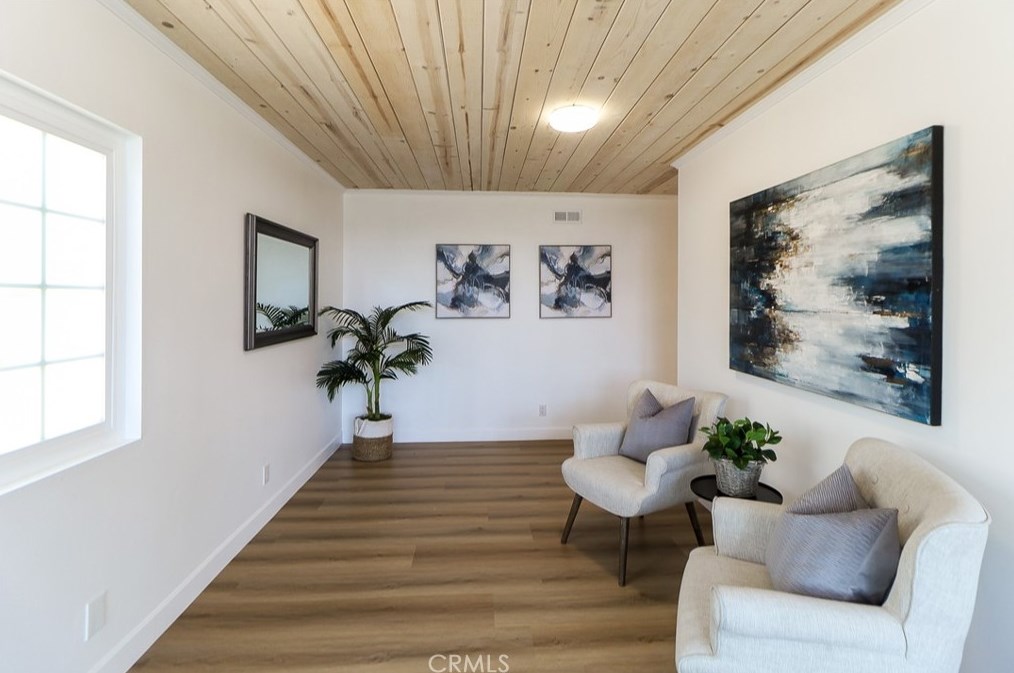 1710 Wollacott St, Redondo Beach CA  90278-2836 exterior