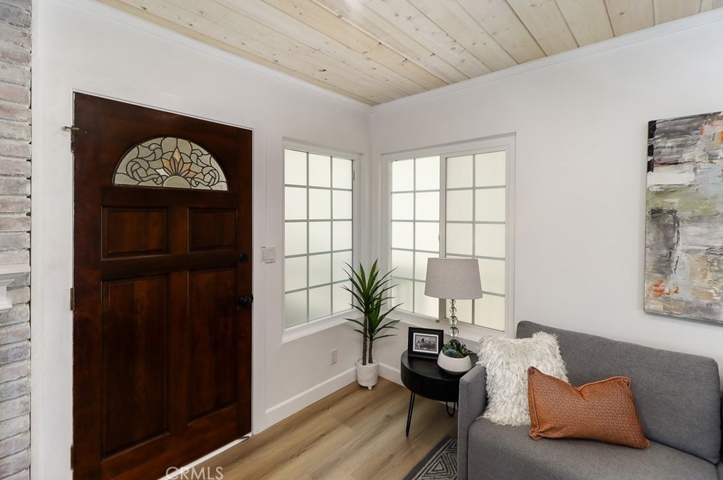 1710 Wollacott St, Redondo Beach CA  90278-2836 exterior