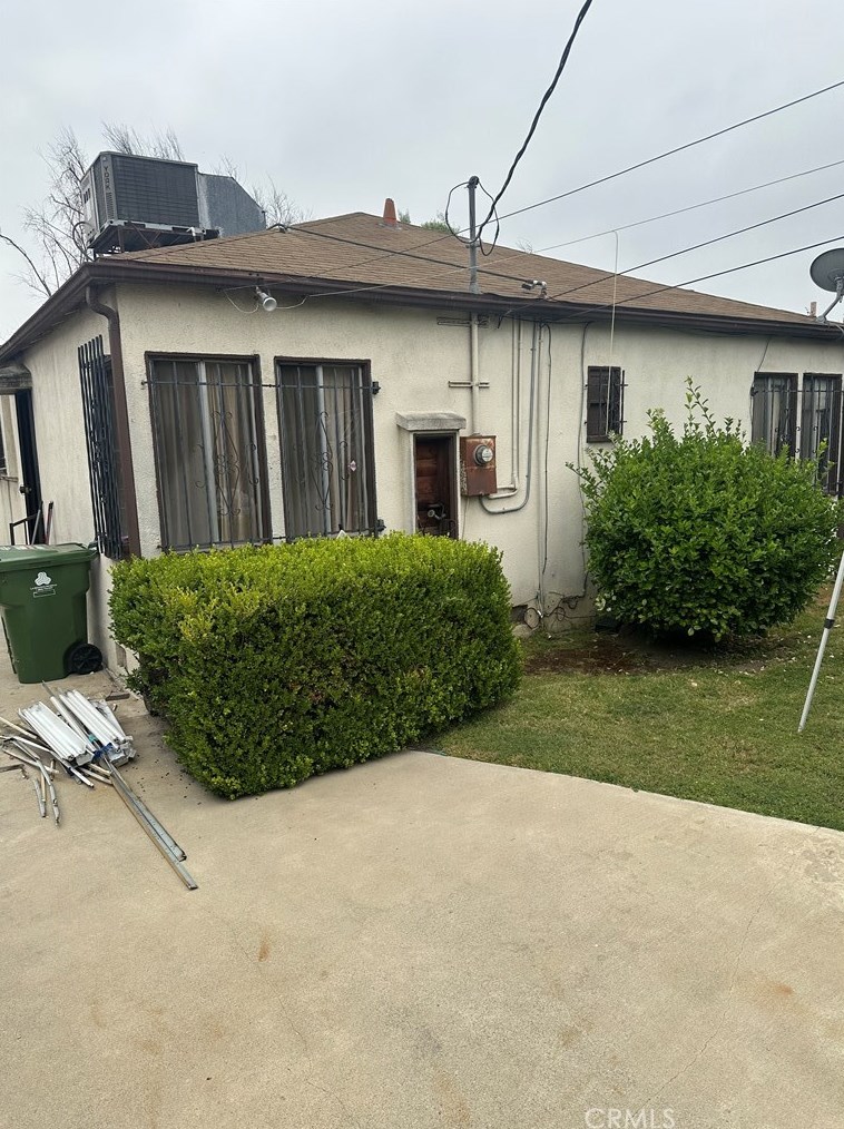 1857 Clyde Ave, Los Angeles, CA 90019-5002