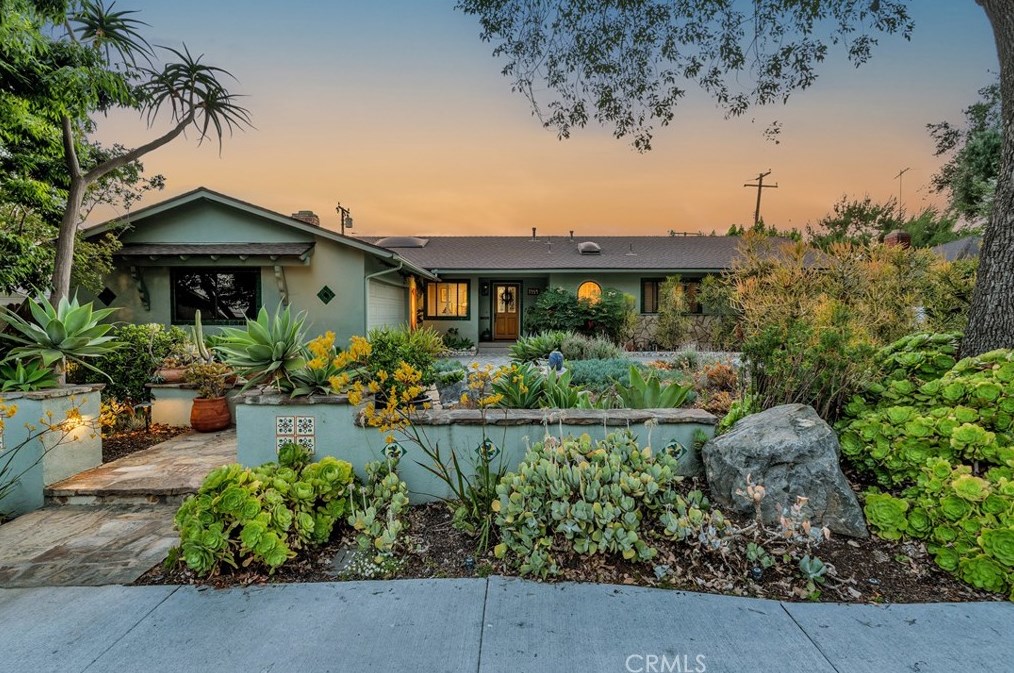 1959 Bridgeport Ave, Claremont, CA 91711