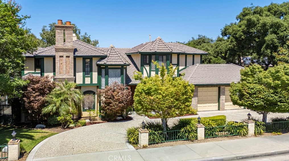 137 S Amelia Ave, Glendora, CA 91741